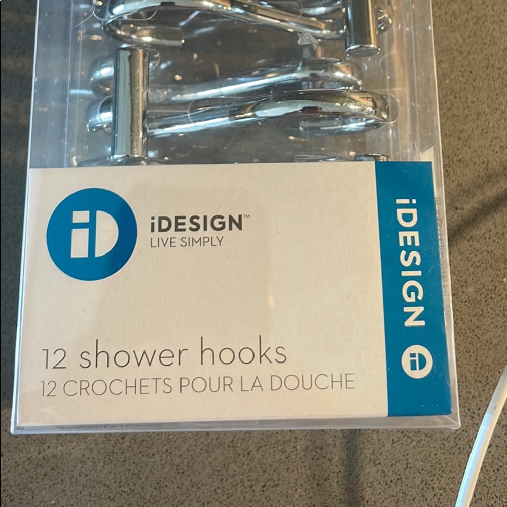 12 shower hooks